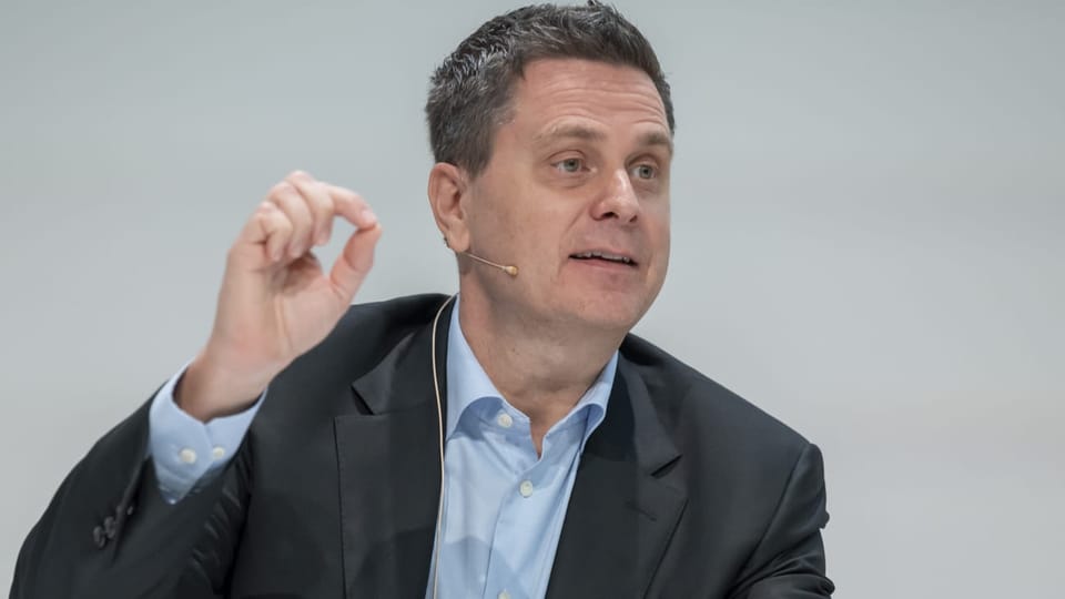 Roche-CEO äussert sich zu den USA und der EU - Audio & Podcasts - SRF