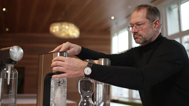 grünen glas Römerquelle grün 0,25l mit Eichung Größe:Durchmesser 32 cm