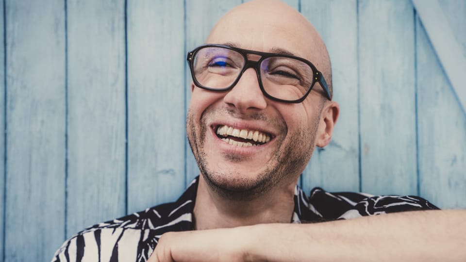 Pascal Ritchi Ritschi veröffentlicht Herzensprojekt: Lieblingslieder - Audio ...