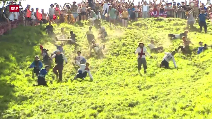 «Cooper's Hill Cheese-Rolling» - Ein Berg, ein Käse und zwei Dutzend ...